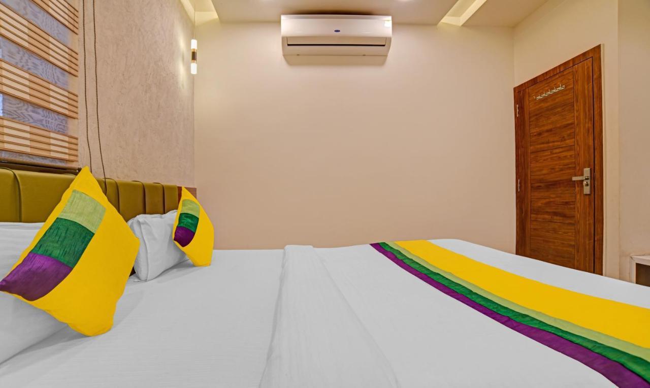 Hotel Abhilasha Inn Pachmarhi Ngoại thất bức ảnh